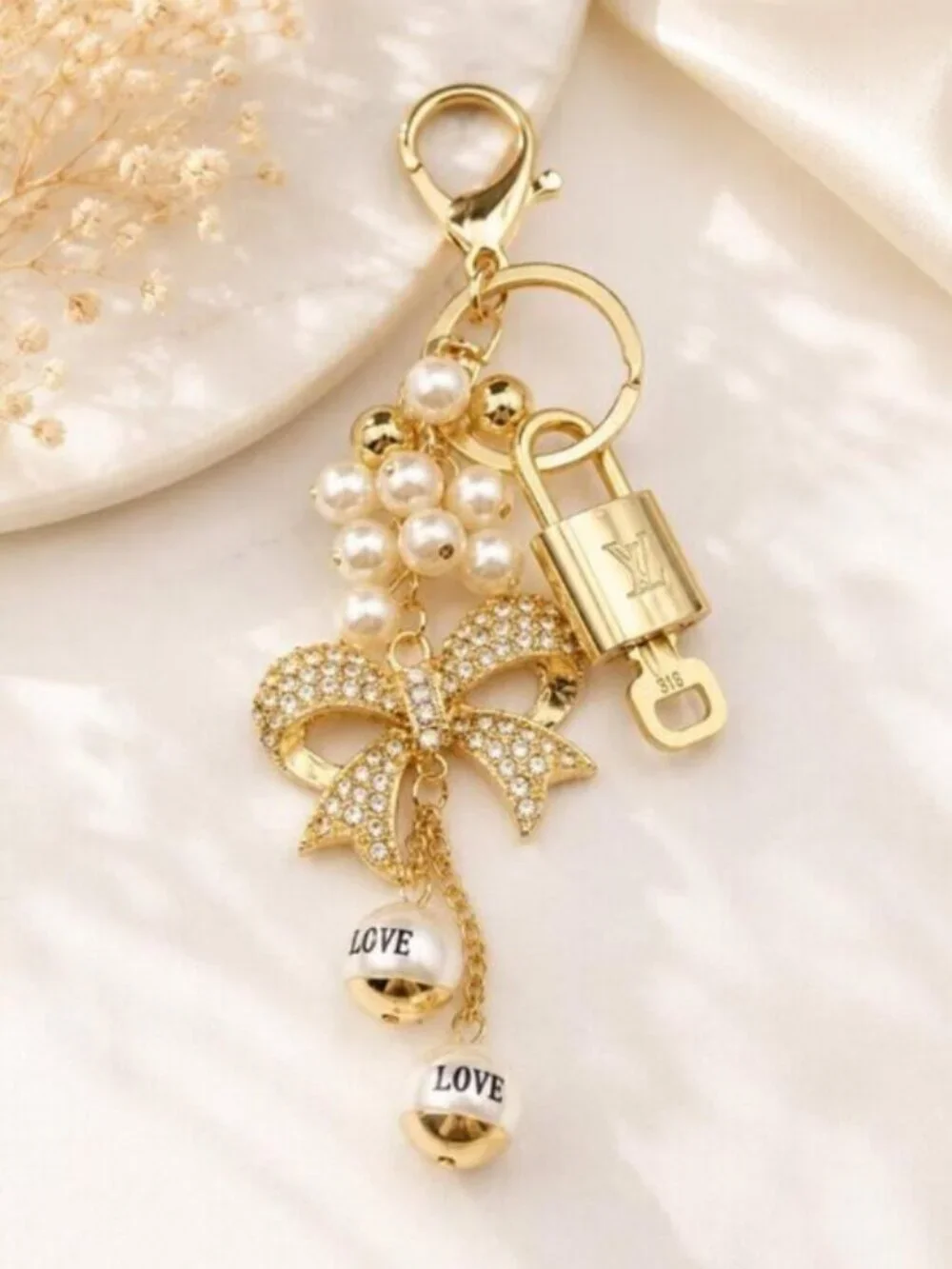 Louis Vuitton Gold Padlock 🔒 Key Set Authentic LV w/ Unbranded Keychain